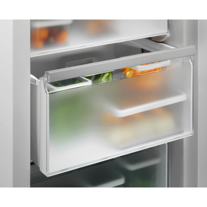 Electrolux - Integrated freezer - KUN7NE18C